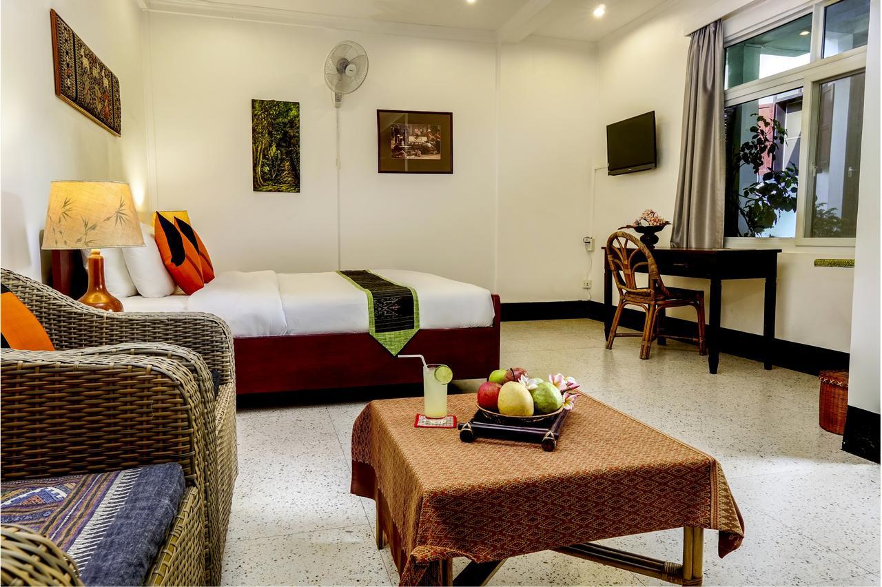 Lani'S House By The Ponds Hotel Vientiane Eksteriør billede